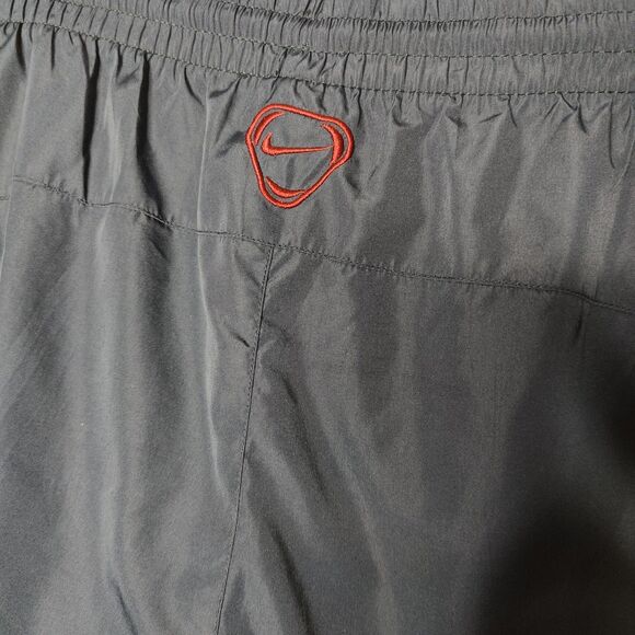 Vintage Nike FC Barcelona Football Pants Soccer Blue Sweatpants Size Medium - Picture 4 of 6